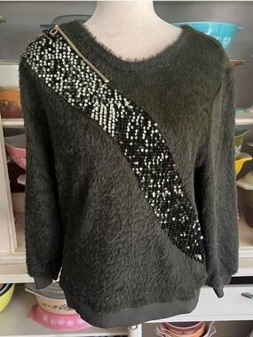 Tuba Ergin Oisen Sweater in Khaki - Size Medium
